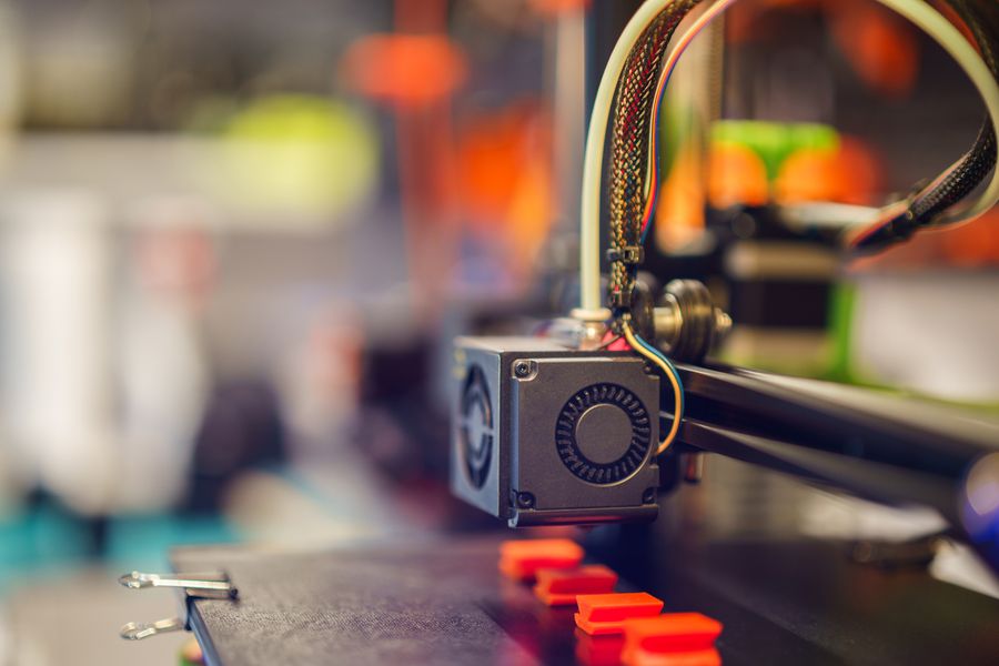 3D-Drucker fertigt ein Funktionsmuster